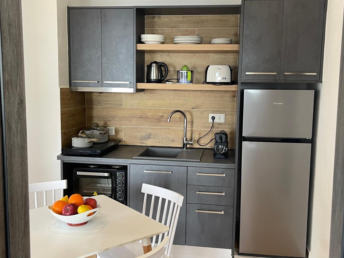 Vladimiros Apartments Barbati Dış mekan fotoğraf