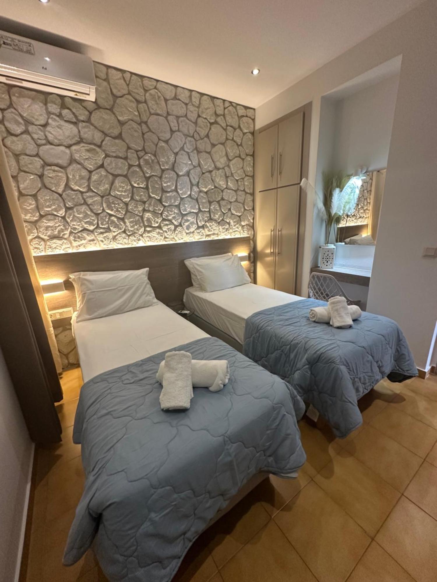Vladimiros Apartments Barbati Dış mekan fotoğraf