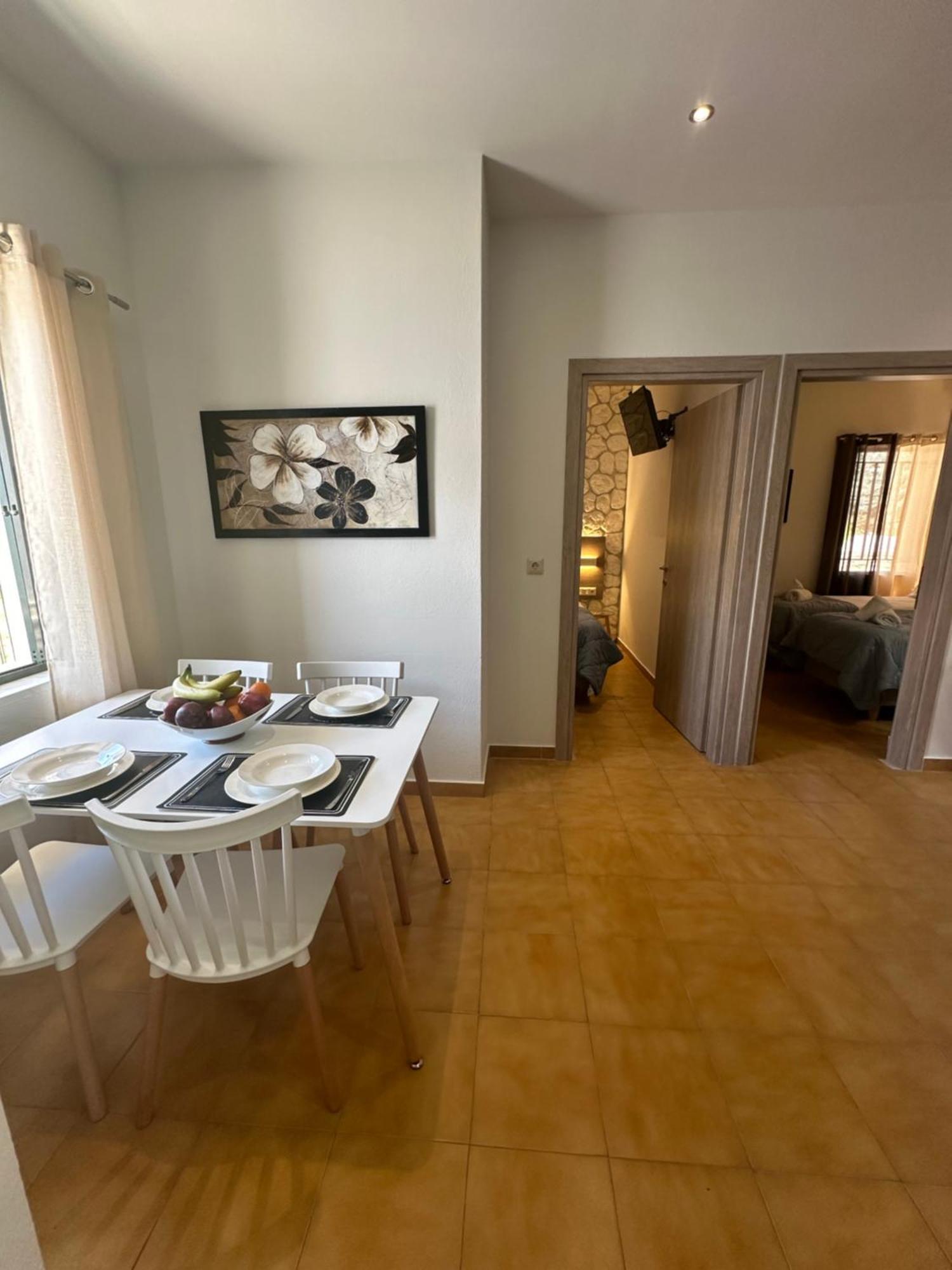 Vladimiros Apartments Barbati Dış mekan fotoğraf