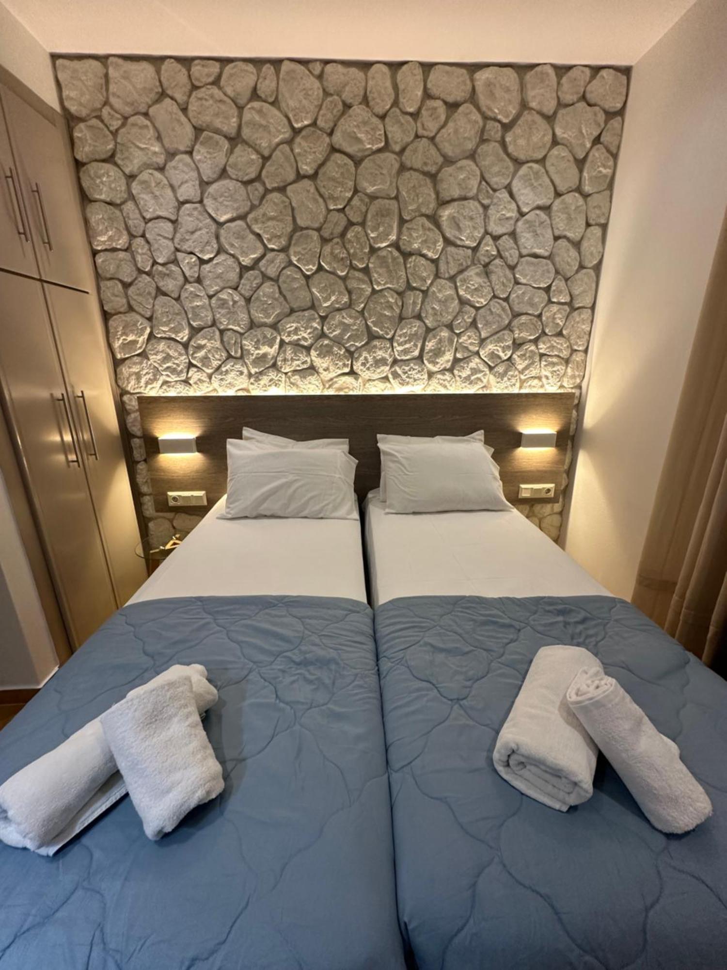 Vladimiros Apartments Barbati Dış mekan fotoğraf