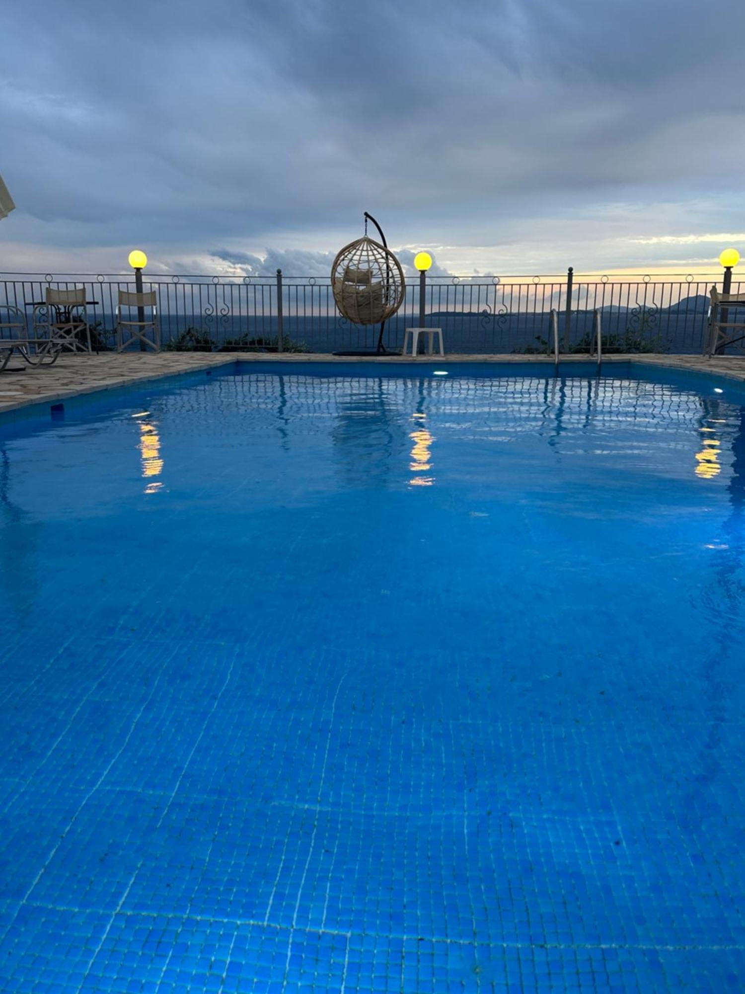 Vladimiros Apartments Barbati Dış mekan fotoğraf