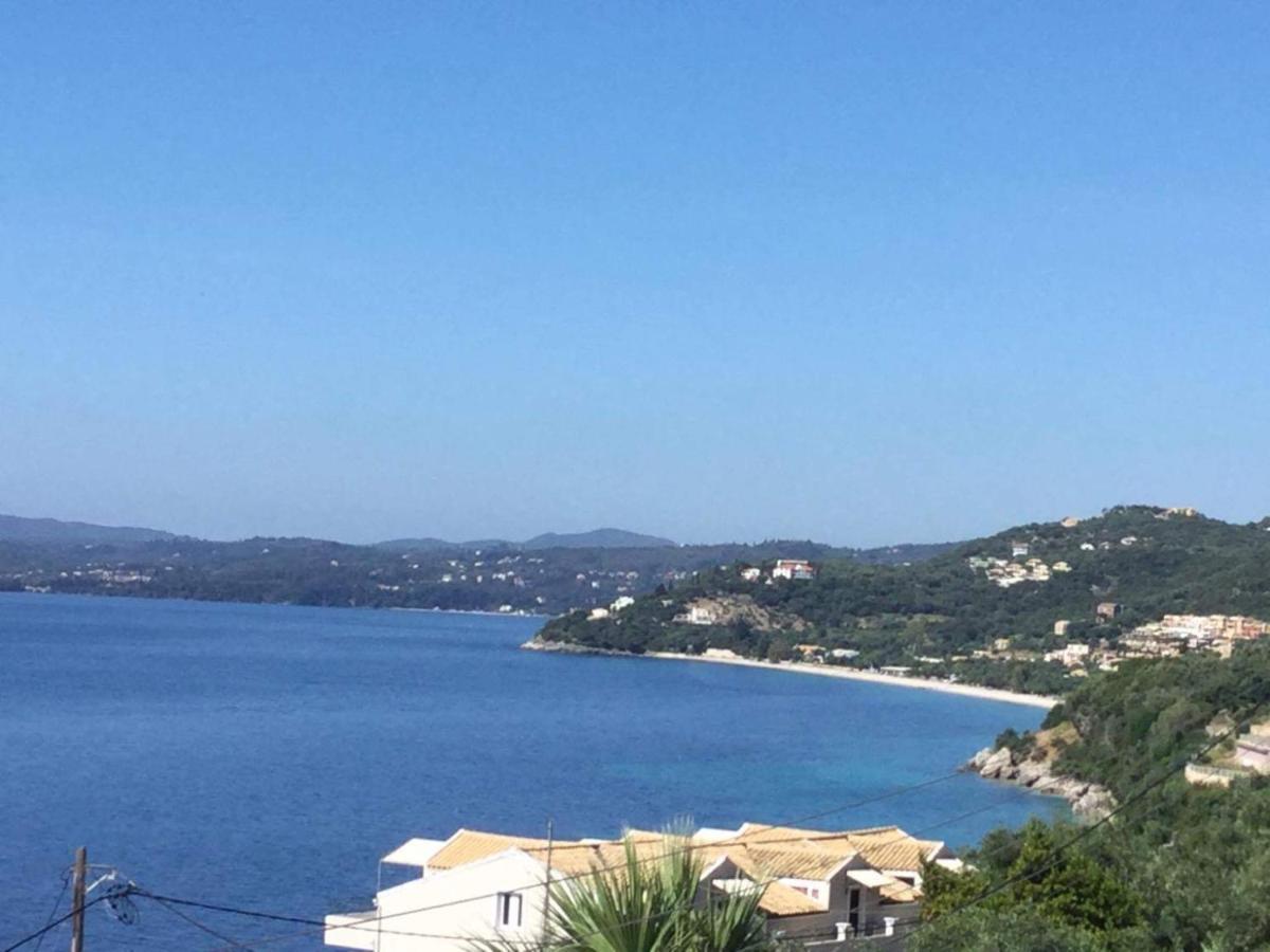 Vladimiros Apartments Barbati Dış mekan fotoğraf